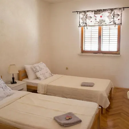 Apartment Bago