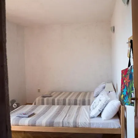 Apartment Bago